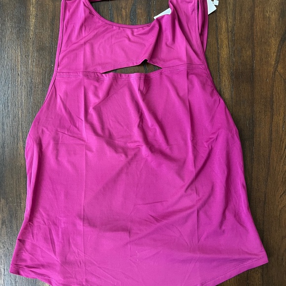 BuffBunny - Botanical Top - Large - Picture 4 of 5